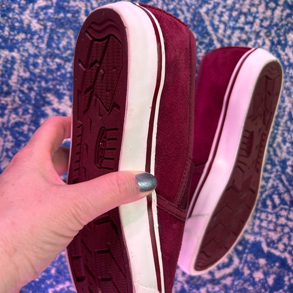 Keen burgundy suede shoes - Picture 8 of 9